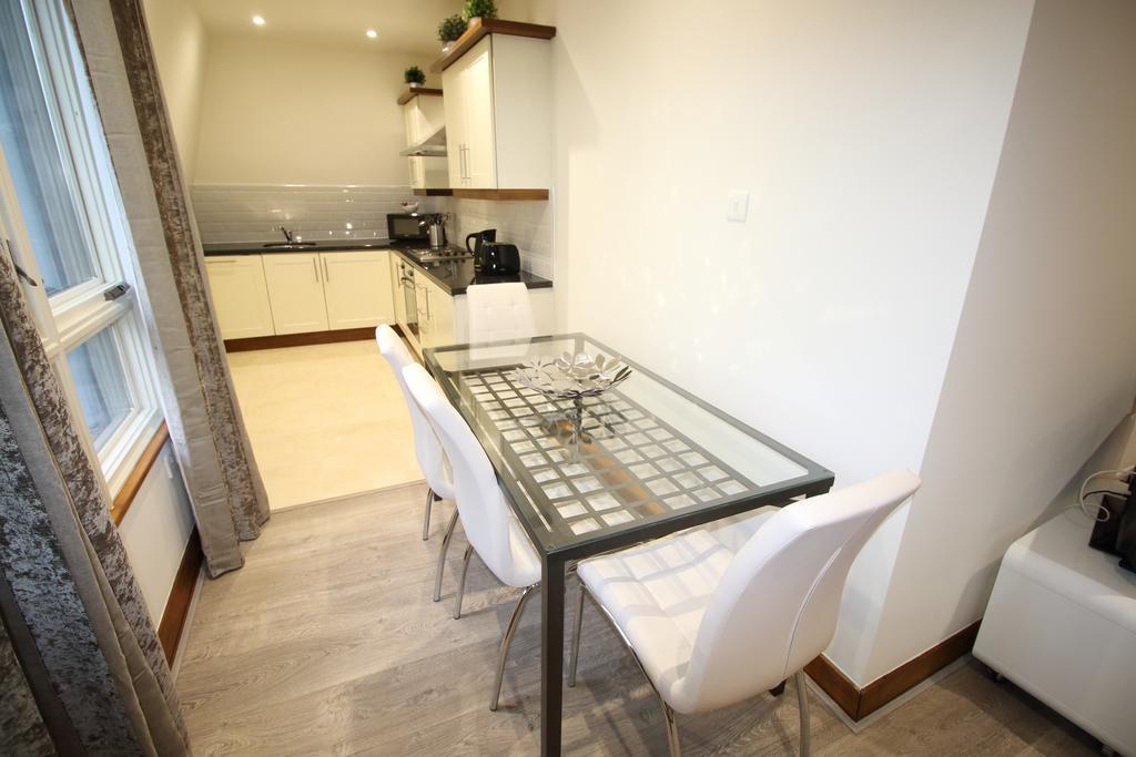 O'Connell Bridge Apartments Дъблин Екстериор снимка