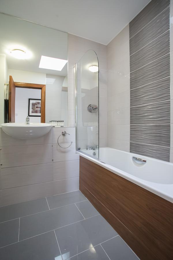 O'Connell Bridge Apartments Дъблин Екстериор снимка